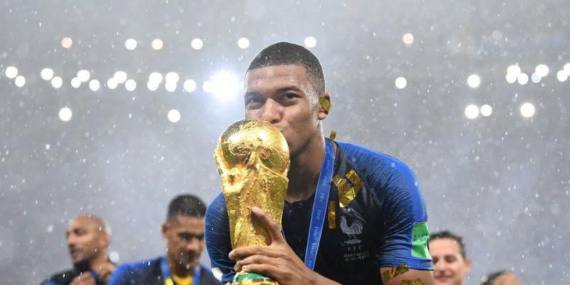 Kylian đã vinh dự đặt chân vào trận chung kết World Cup 2 lần trong sự nghiệp